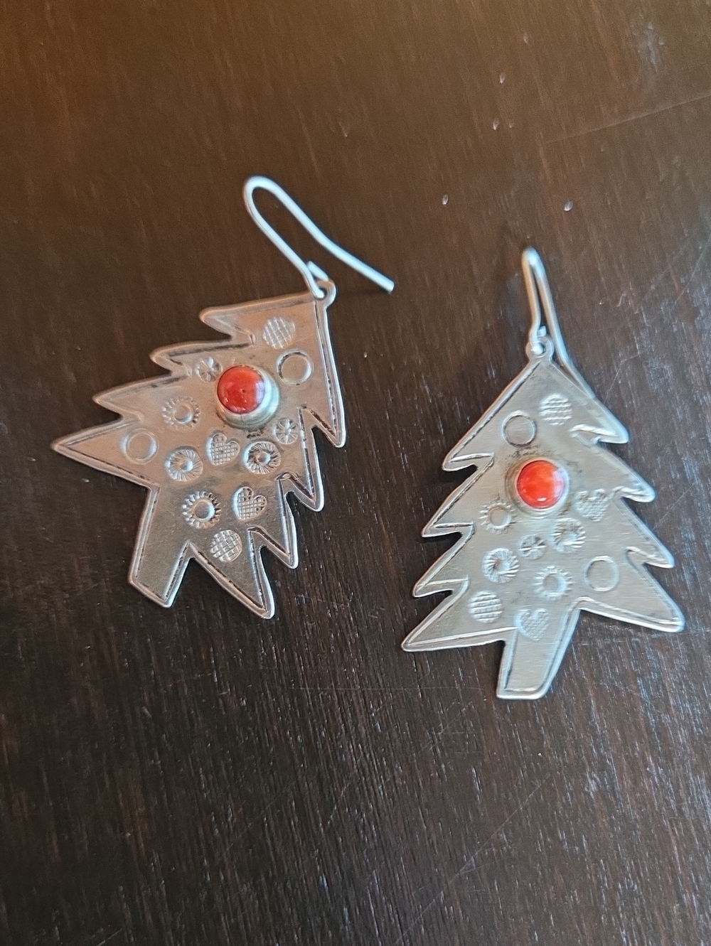 Don Lucas Sterling Silver & Coral Earrings - Picture 2 of 5